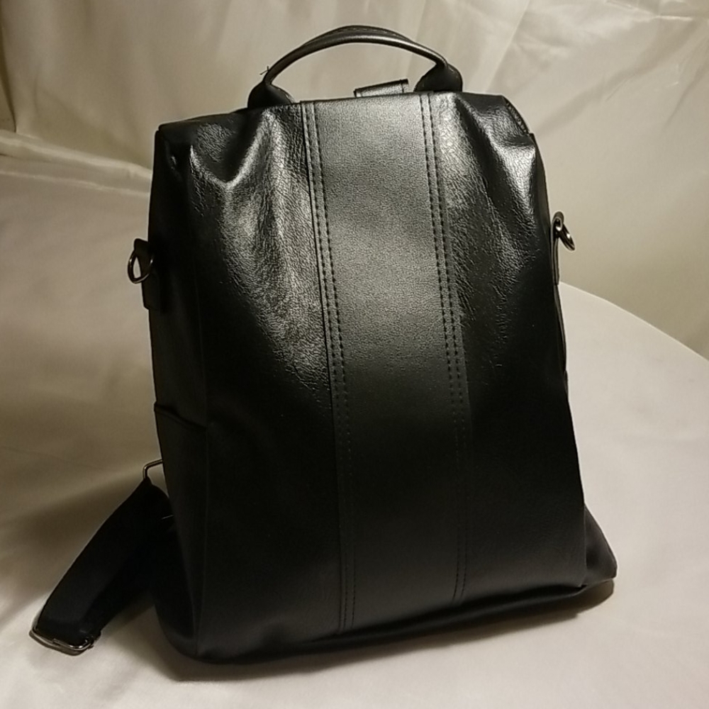 Backpack - Picture 3 of 3